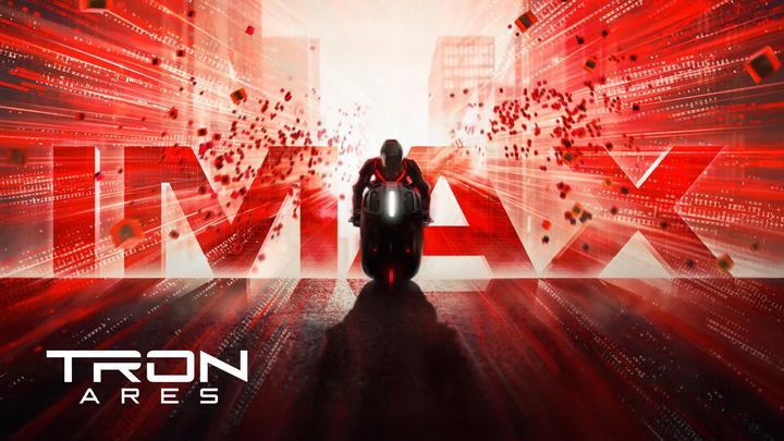 创：战神IMAX电影海报横版